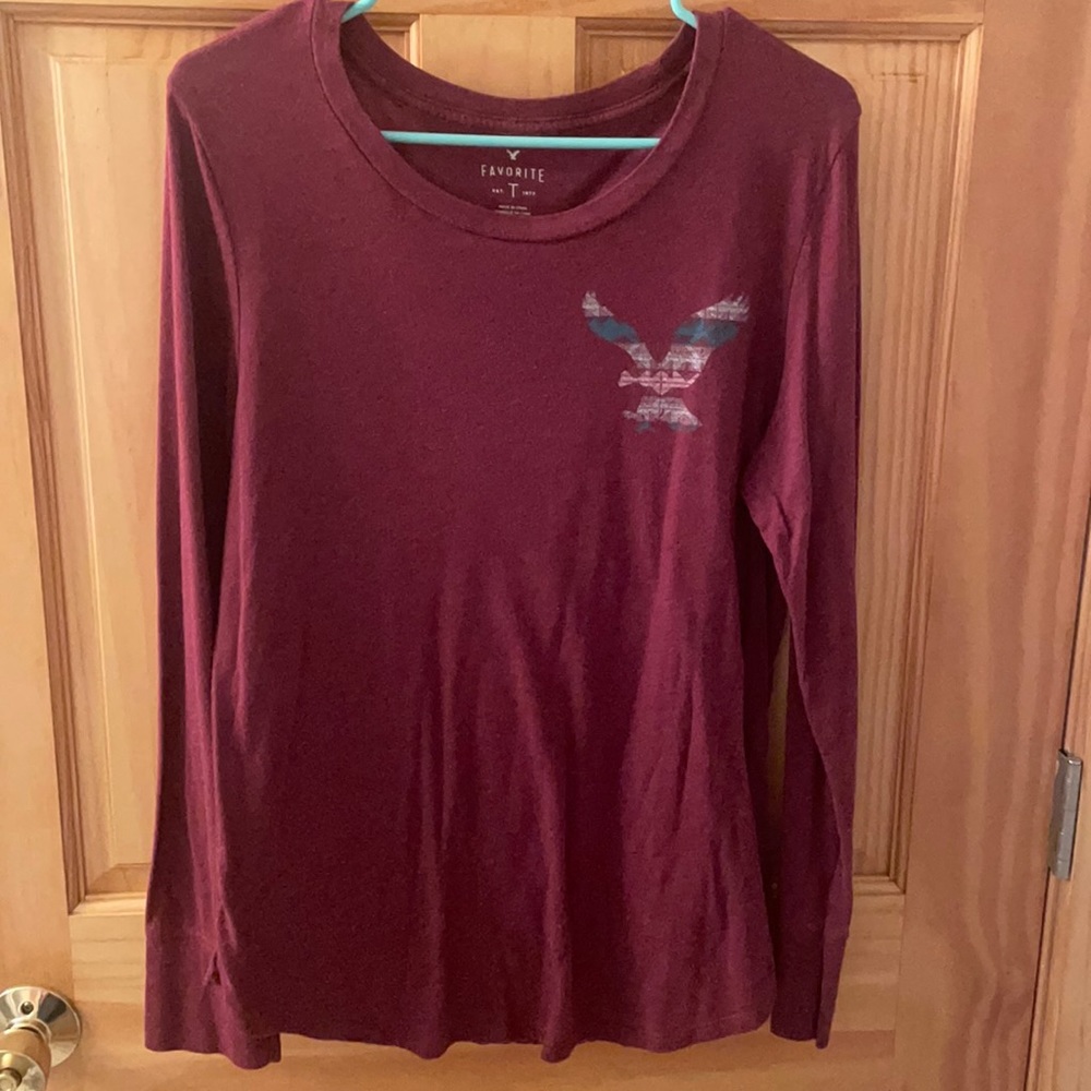 American Eagle size XL long sleeve tee